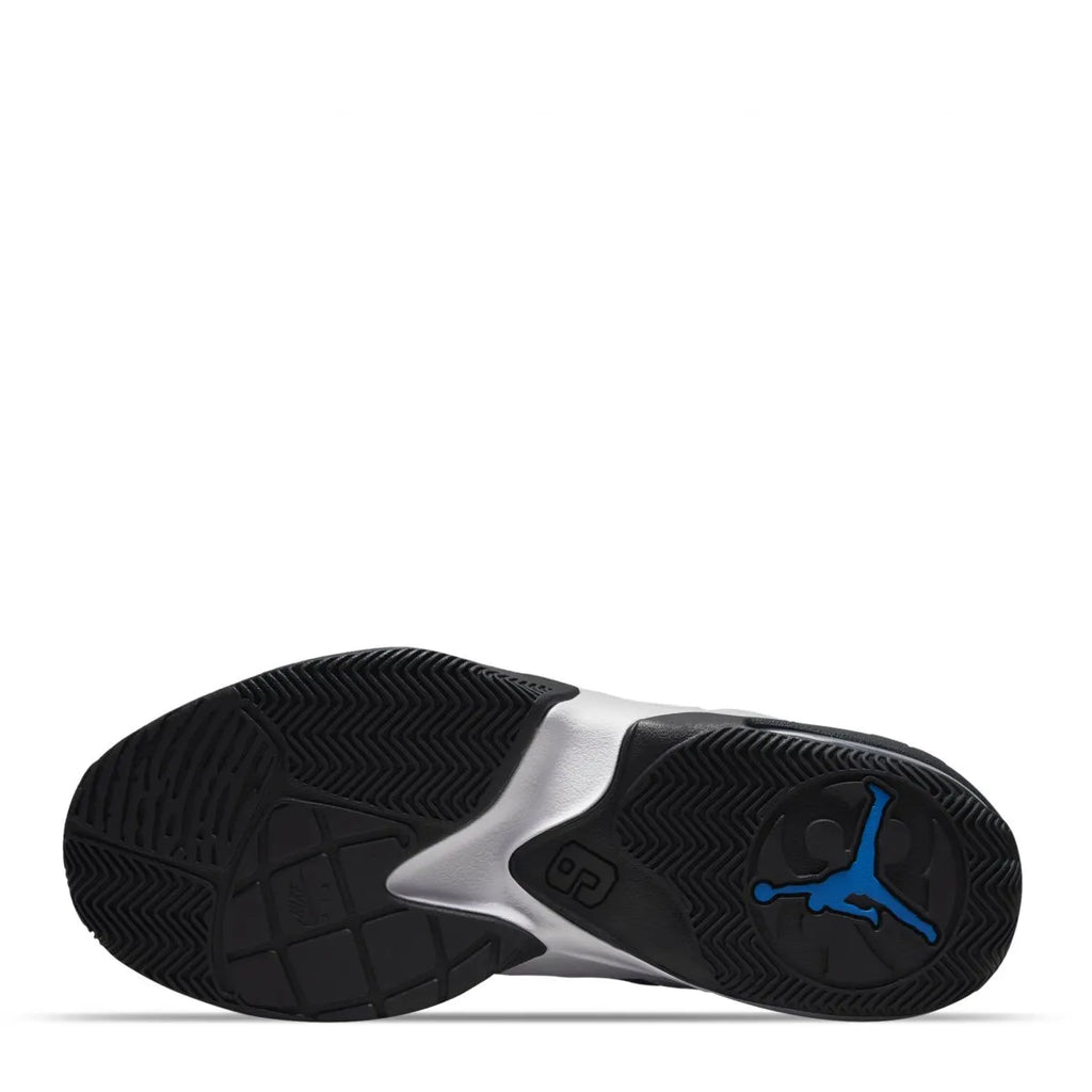 NIKE JORDAN MAX AURA 3