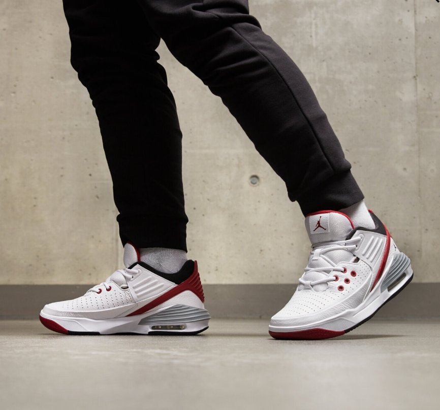 NIKE JORDAN MA2 AURA