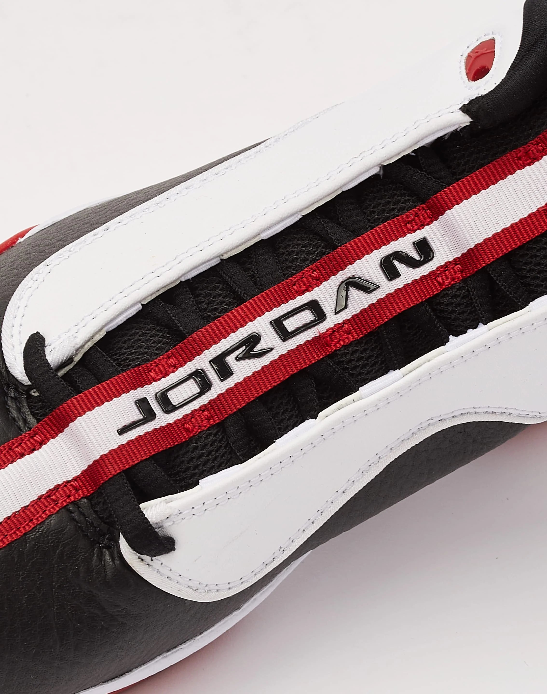 NIKE JORDAN JUMPMAN PRO