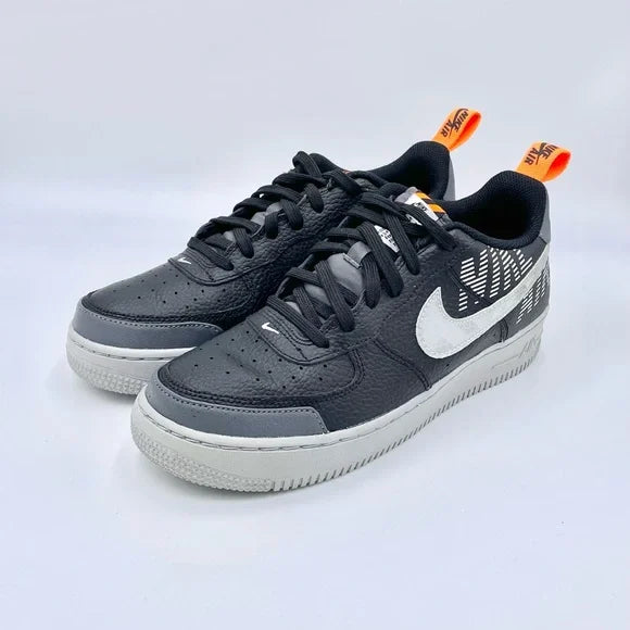 NIKE SIR FORCE 1 LOW LV8